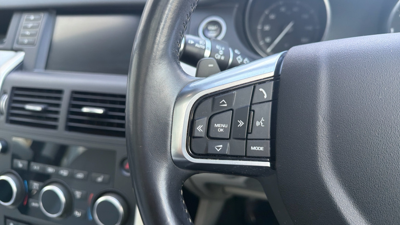 Land Rover Discovery Sport 2.0 TD4 180 SE Tech 5dr Auto Diesel Station Wagon